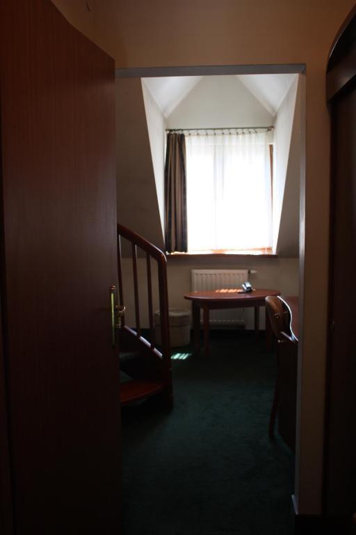 Hotel Saol Krynica Zdroj Bilik gambar